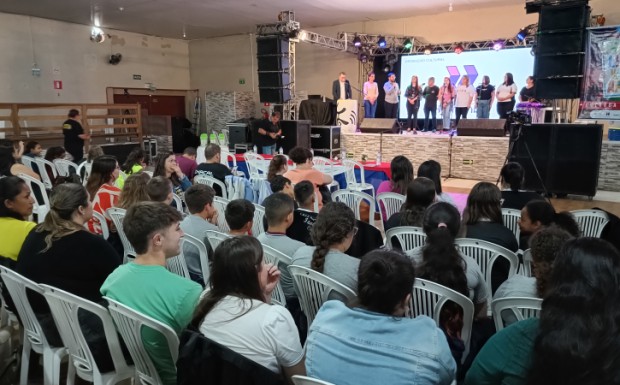 Foto de capa da notícia: Escolas nortenses vencem etapa regional do Sabe o lixo? Virou arte!