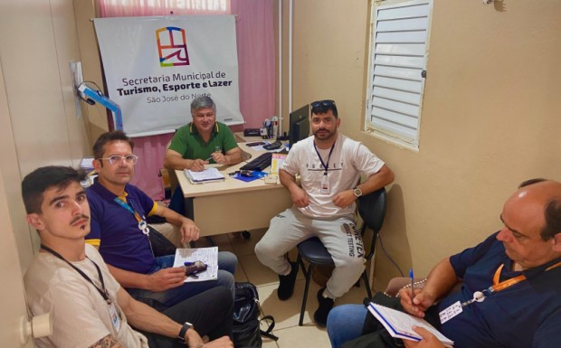 Foto de capa da notícia: Prefeitura firma parceria com Sesc para o Circuito de Verão, que contará com diversas modalidades esportivas