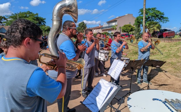 Foto de capa da notícia: Banda Marcial do JDC participa do Festival de Bandas em Canguçu