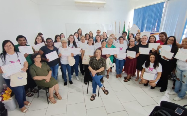Foto de capa da notícia: Capacita Mulher entrega certificados e comemora conquistas da formação feminina