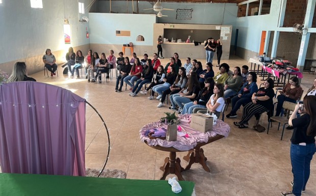 Foto de capa da notícia: Roda de Conversa Cuida Bem Delas tratou sobre autocuidado feminino