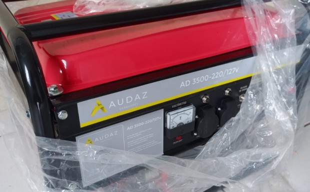 Foto de capa da notícia: Escolas rurais de São José do Norte recebem geradores de energia elétrica