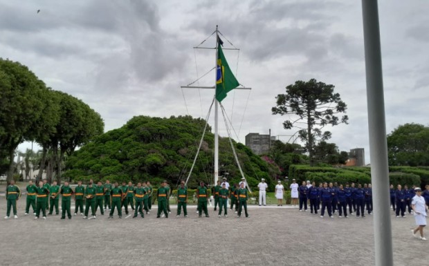 Foto de capa da notícia: Formatura comemora sucesso dos Programas Ametista e Renascer 2024
