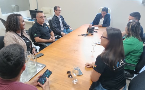 Foto de capa da notícia: Prefeitura e IMAM firmam parceria em termo de colaboração