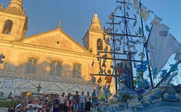 Foto de capa da notícia: 214ª Festa de Nossa Senhora dos Navegantes movimenta São José do Norte com intensa programação
